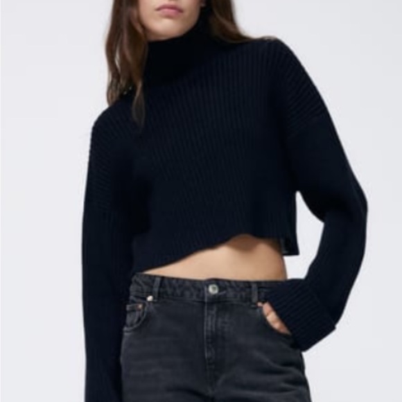 Zara MOCK NECK RIBBED SWEATER
Navy blue - Picture 2 of 2